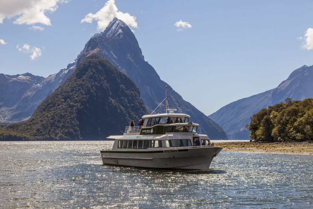 Mitre Peak Cruises.2